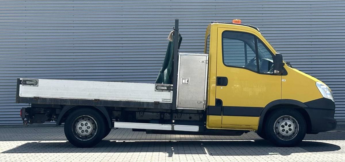 Iveco Daily Iveco Daily 35S14G 345 CNG Openlaadbak benzine/CNG Trekhaak 3500kg