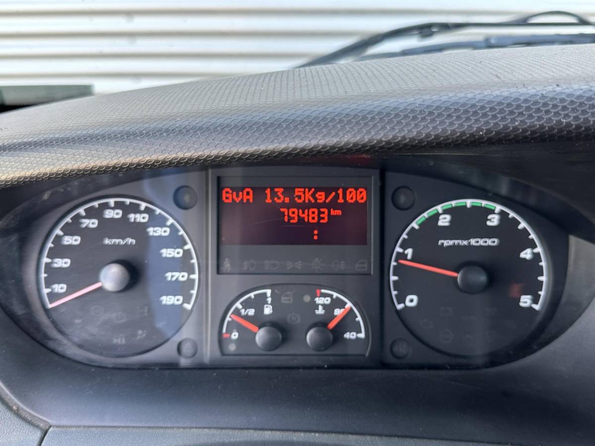 Iveco Daily Iveco Daily 35S14G 345 CNG Openlaadbak benzine/CNG Trekhaak 3500kg