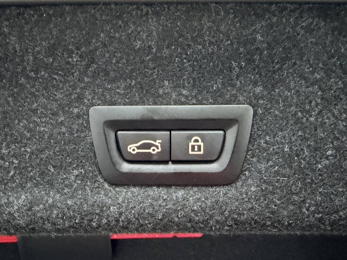 BMW 3 Serie BMW 3-serie M340d xDrive High Executive M-Sport | Head-Up Display | 360° Camera | Harman/Kardon | Full-Led