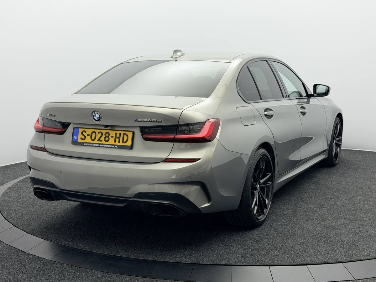BMW 3 Serie BMW 3-serie M340d xDrive High Executive M-Sport | Head-Up Display | 360° Camera | Harman/Kardon | Full-Led