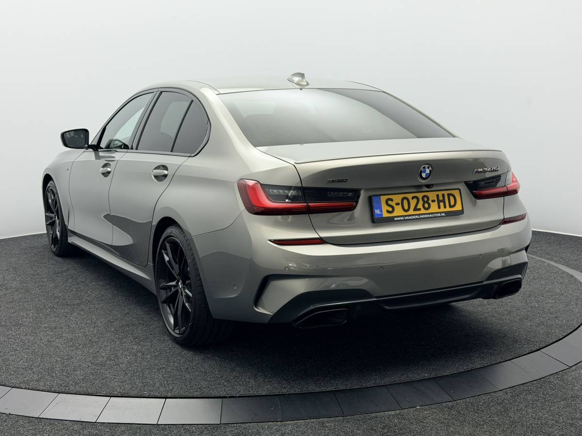 BMW 3 Serie BMW 3-serie M340d xDrive High Executive M-Sport | Head-Up Display | 360° Camera | Harman/Kardon | Full-Led