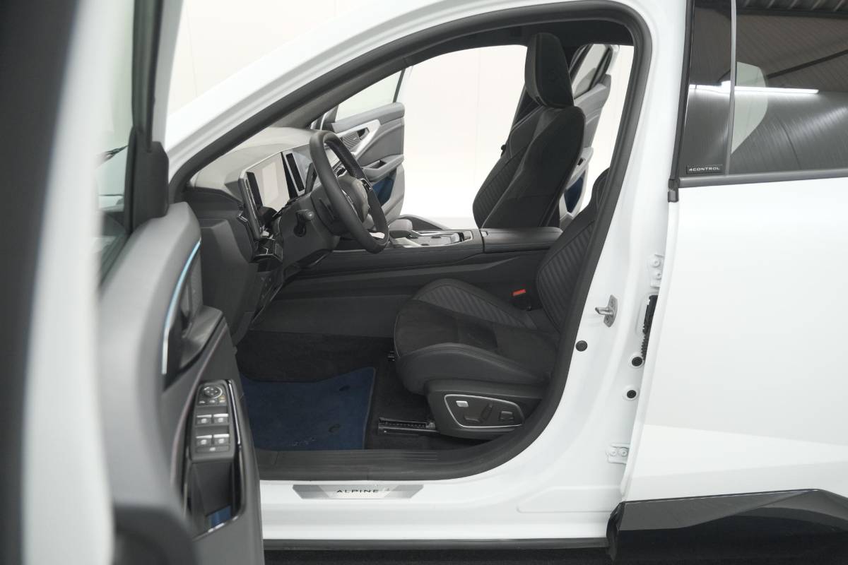 Renault Rafale Renault Rafale 1.2 E-Tech full hybrid 200 Esprit Alpine | 360 Camera | Adaptieve Cruise Control | Stoelen Pakket | Elektronische Achterklep