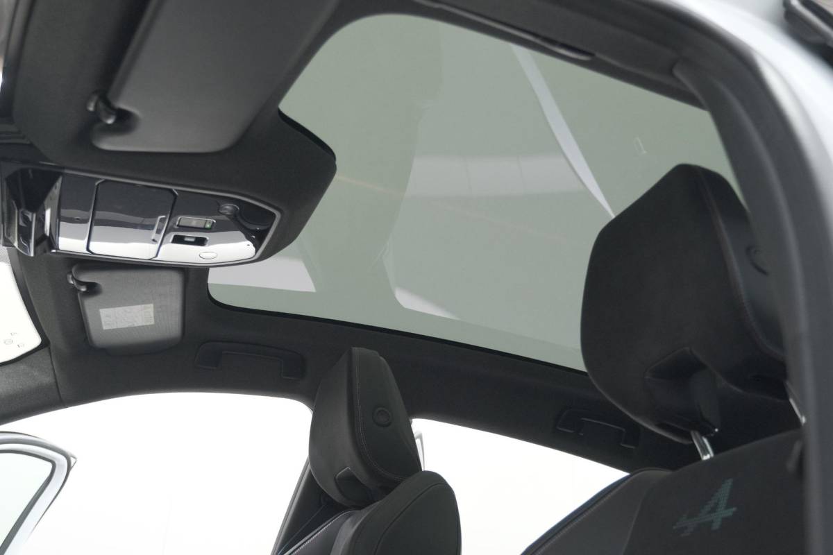 Renault Rafale Renault Rafale 1.2 E-Tech full hybrid 200 Esprit Alpine | 360 Camera | Adaptieve Cruise Control | Stoelen Pakket | Elektronische Achterklep