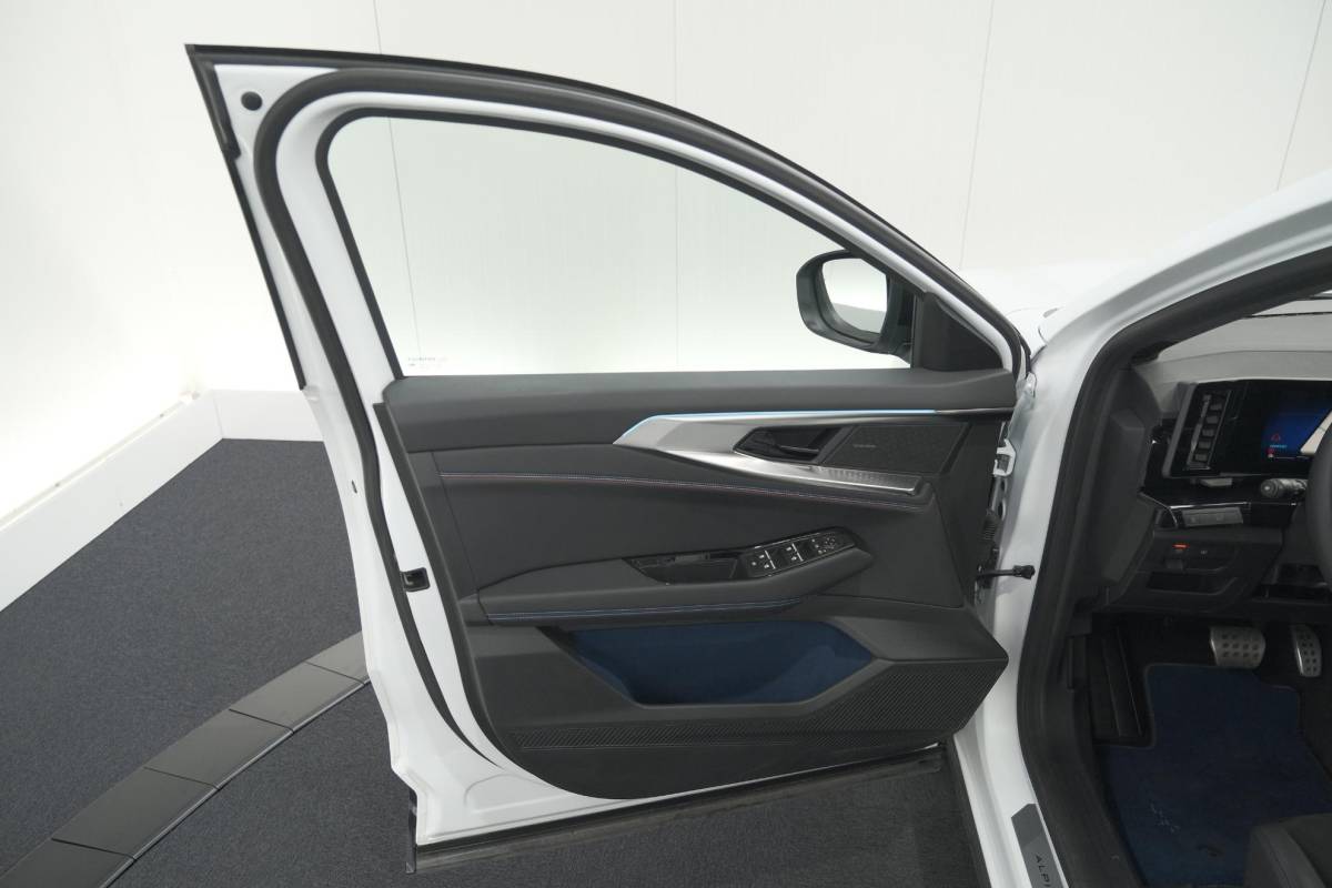 Renault Rafale Renault Rafale 1.2 E-Tech full hybrid 200 Esprit Alpine | 360 Camera | Adaptieve Cruise Control | Stoelen Pakket | Elektronische Achterklep