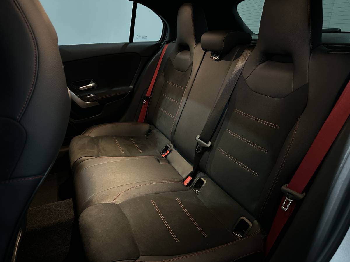 Mercedes-Benz A-Klasse Mercedes-Benz A-klasse AMG 45 S 4MATIC+ – Pano – Aerodynamica – Dealer onderhouden