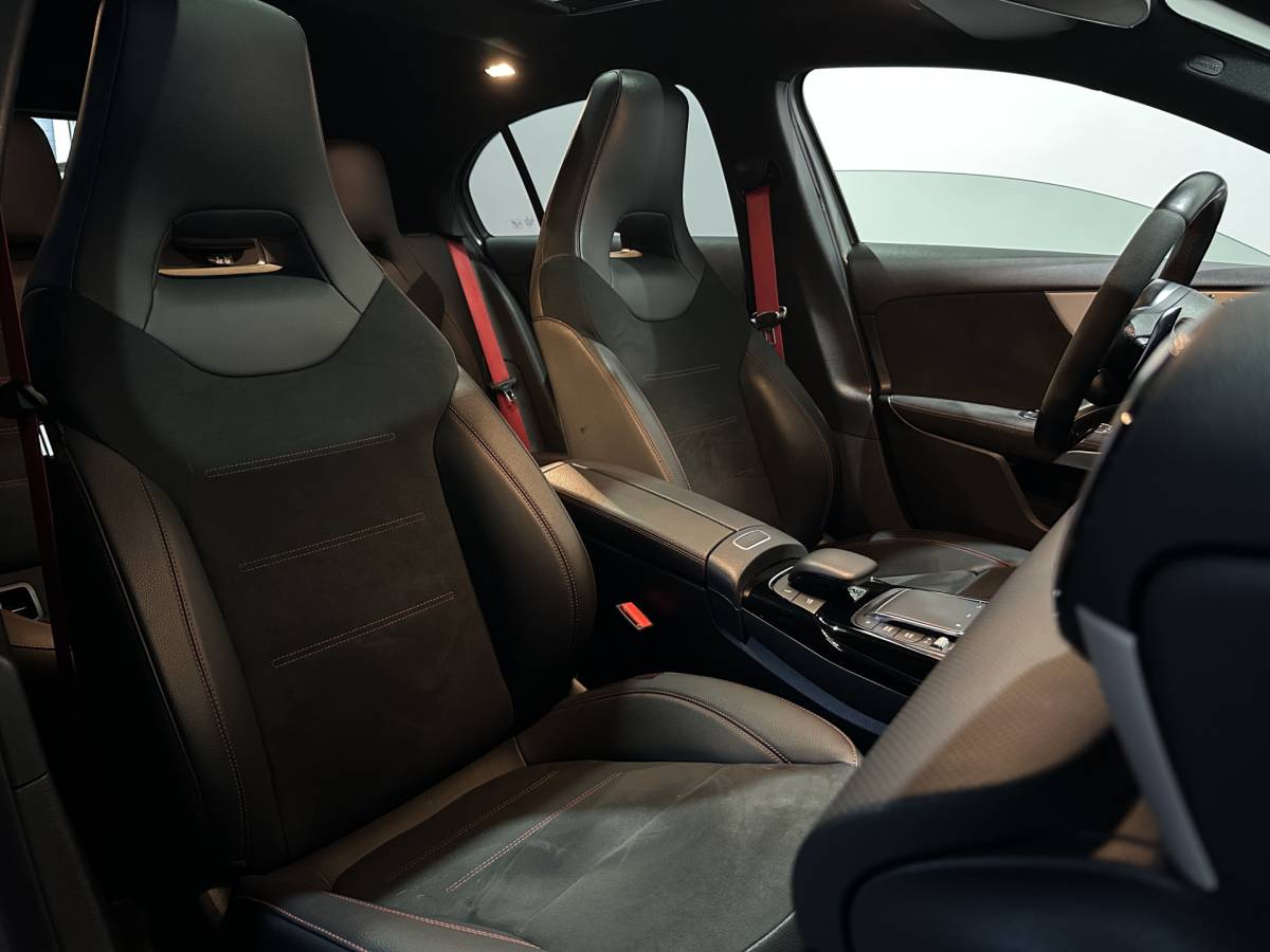 Mercedes-Benz A-Klasse Mercedes-Benz A-klasse AMG 45 S 4MATIC+ – Pano – Aerodynamica – Dealer onderhouden
