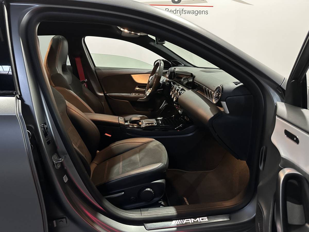 Mercedes-Benz A-Klasse Mercedes-Benz A-klasse AMG 45 S 4MATIC+ – Pano – Aerodynamica – Dealer onderhouden