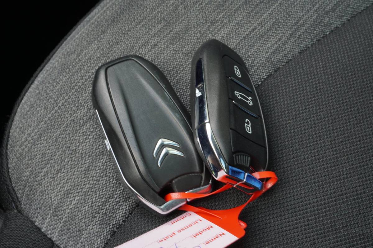 Citroën Grand C4 Spacetourer Citroen Grand C4 SpaceTourer 1.2 PureTech Business 7 personen | Airco | Elek. Pakket | Veel ruimte | Inruil mogelijk