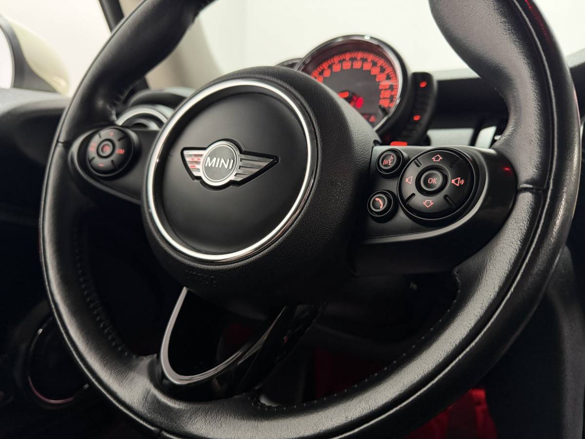 MINI 3-Deurs MINI 3-Deurs 1.2 One Chili Business – Automaat – Navi / Bluetooth / Parksens. achter
