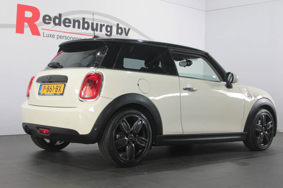 MINI 3-Deurs MINI 3-Deurs 1.2 One Chili Business – Automaat – Navi / Bluetooth / Parksens. achter