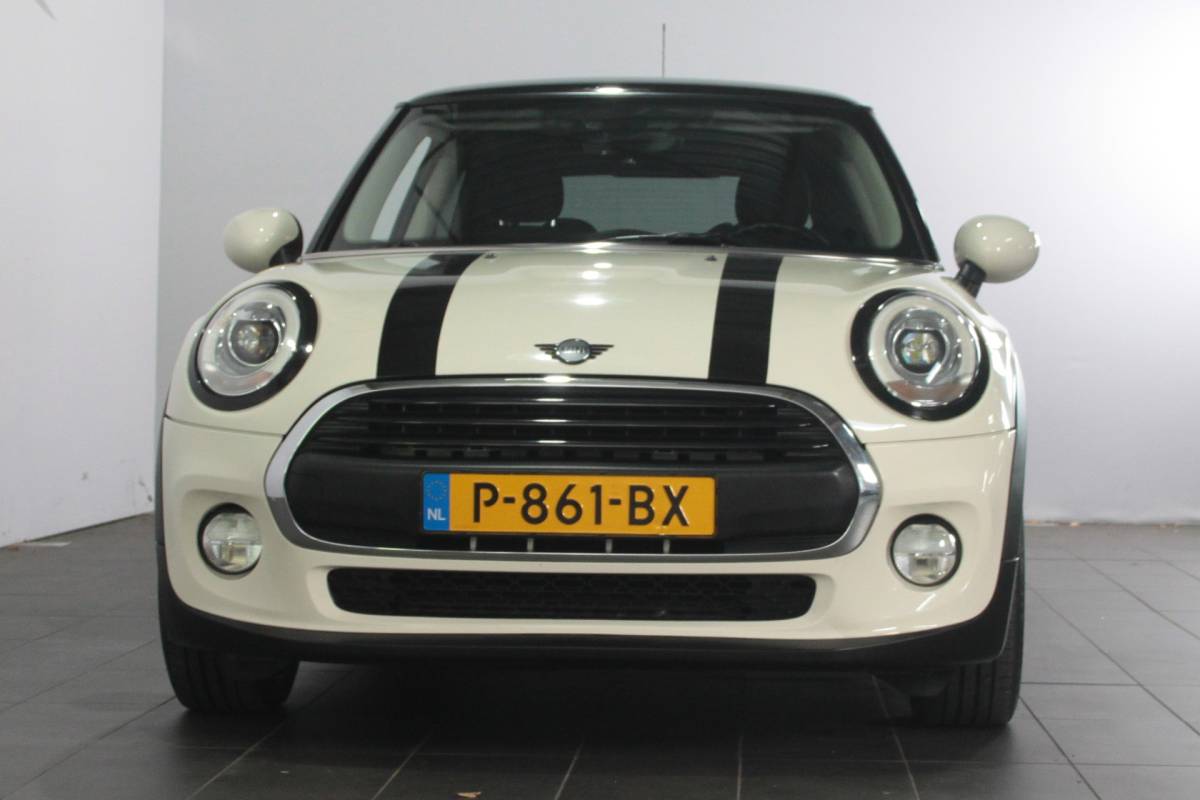MINI 3-Deurs MINI 3-Deurs 1.2 One Chili Business – Automaat – Navi / Bluetooth / Parksens. achter