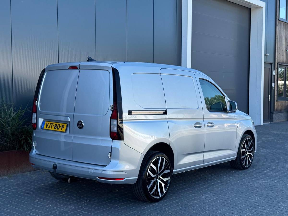 Volkswagen Caddy Volkswagen Caddy Cargo 2.0 TDI Comfort NIEUW MODEL AUTO NAVI | SPORTVELGEN | TREKHAAK | APPLE CARPLAY