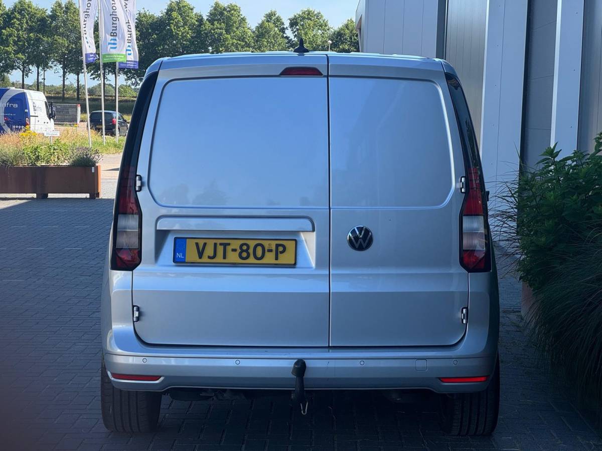 Volkswagen Caddy Volkswagen Caddy Cargo 2.0 TDI Comfort NIEUW MODEL AUTO NAVI | SPORTVELGEN | TREKHAAK | APPLE CARPLAY