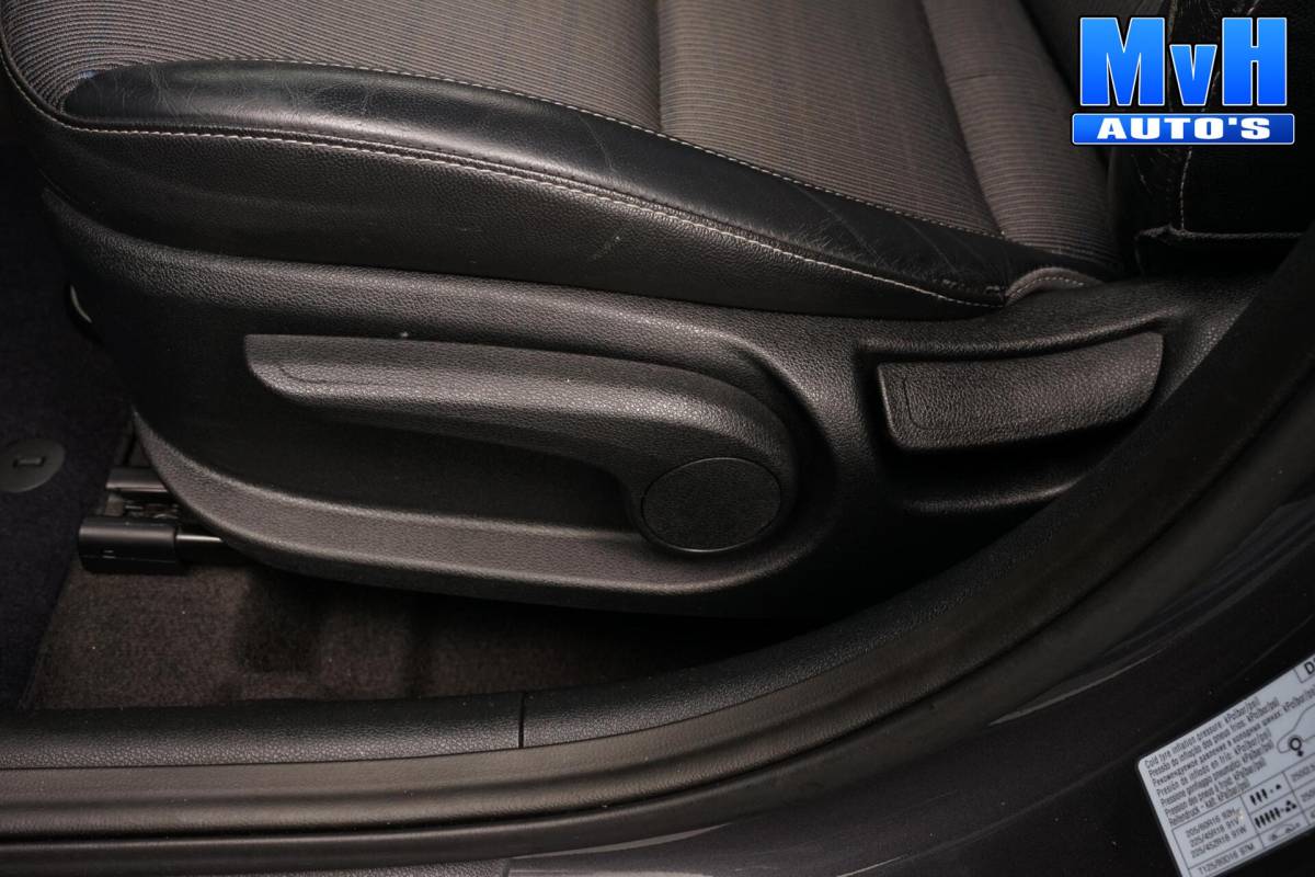Kia Niro Kia Niro 1.6 GDi Hybrid DynamicLine|CARPLAY|NAVI|CAMERA|LED