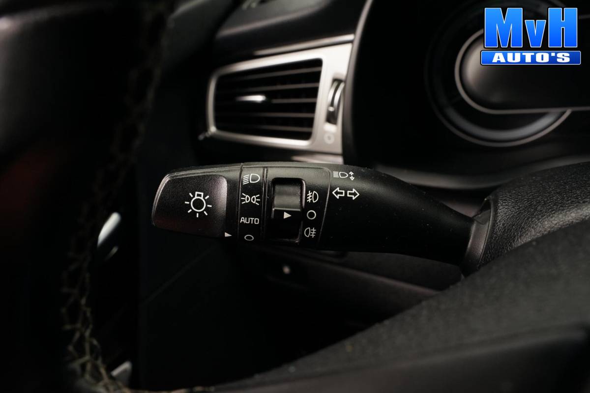 Kia Niro Kia Niro 1.6 GDi Hybrid DynamicLine|CARPLAY|NAVI|CAMERA|LED