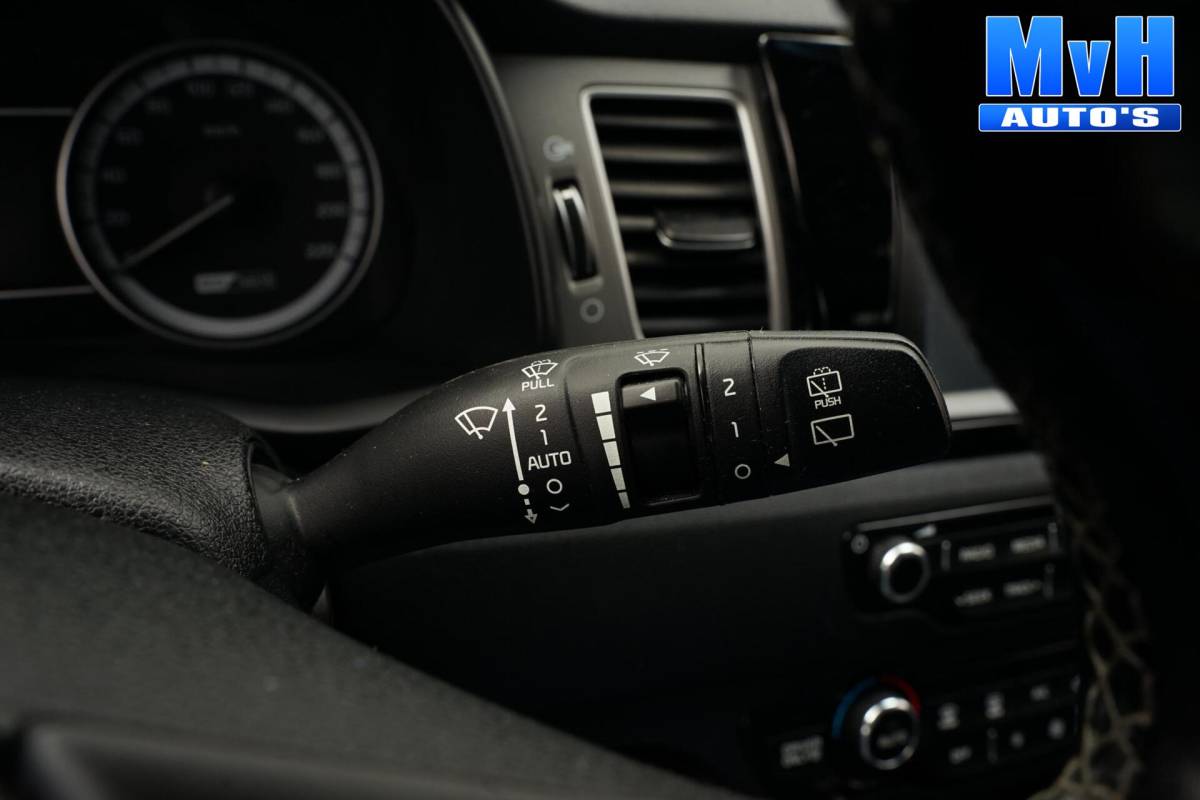 Kia Niro Kia Niro 1.6 GDi Hybrid DynamicLine|CARPLAY|NAVI|CAMERA|LED