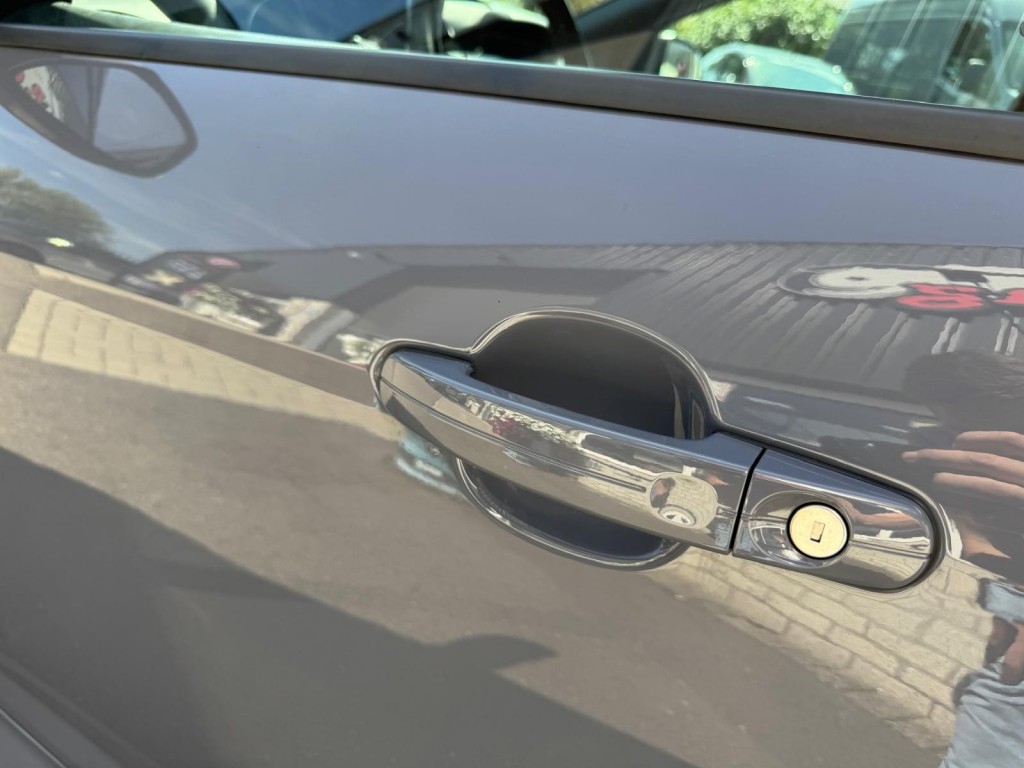Ford Focus Ford Focus 2.0 ST-2 Wagon Winterpakket Maxton RS velgen Recaro Liefhebbers auto!