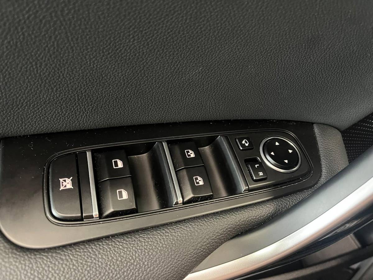 Kia Ceed Sportswagon Kia Ceed Sportswagon 1.0 T-GDi Pulse Navigatie Apple Carplay Android Auto Parkeerhulp achter Cruise Control Half leder Climate Control Lichtmetalen velgen