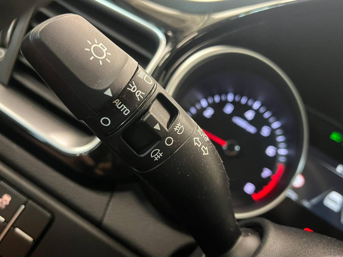 Kia Ceed Sportswagon Kia Ceed Sportswagon 1.0 T-GDi Pulse Navigatie Apple Carplay Android Auto Parkeerhulp achter Cruise Control Half leder Climate Control Lichtmetalen velgen