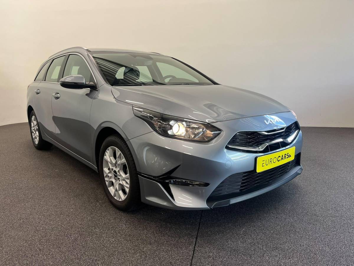 Kia Ceed Sportswagon Kia Ceed Sportswagon 1.0 T-GDi Pulse Navigatie Apple Carplay Android Auto Parkeerhulp achter Cruise Control Half leder Climate Control Lichtmetalen velgen