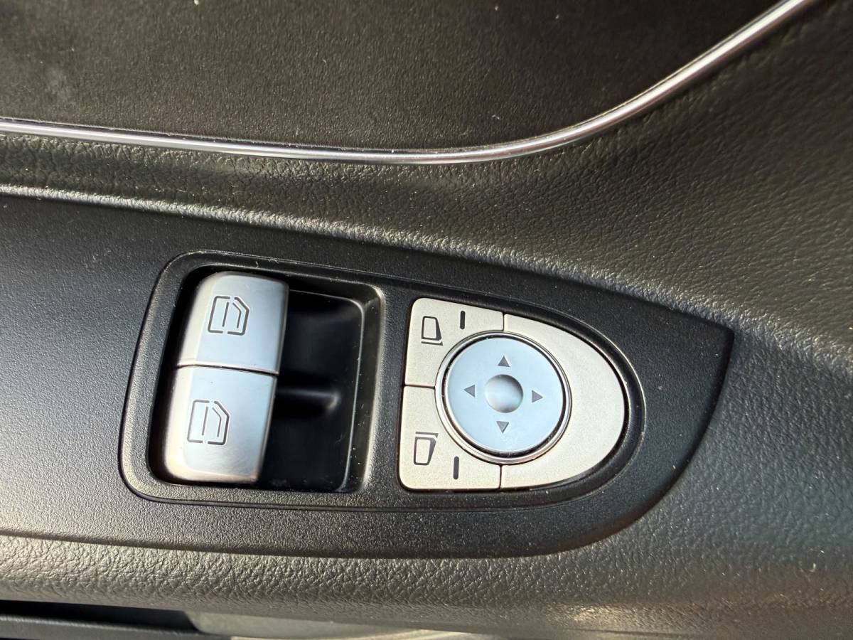 Mercedes-Benz Vito Mercedes-Benz Vito 114 CDI Automaat /Cruise /Airco ECC