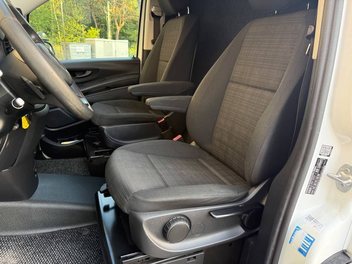 Mercedes-Benz Vito Mercedes-Benz Vito 114 CDI Automaat /Cruise /Airco ECC