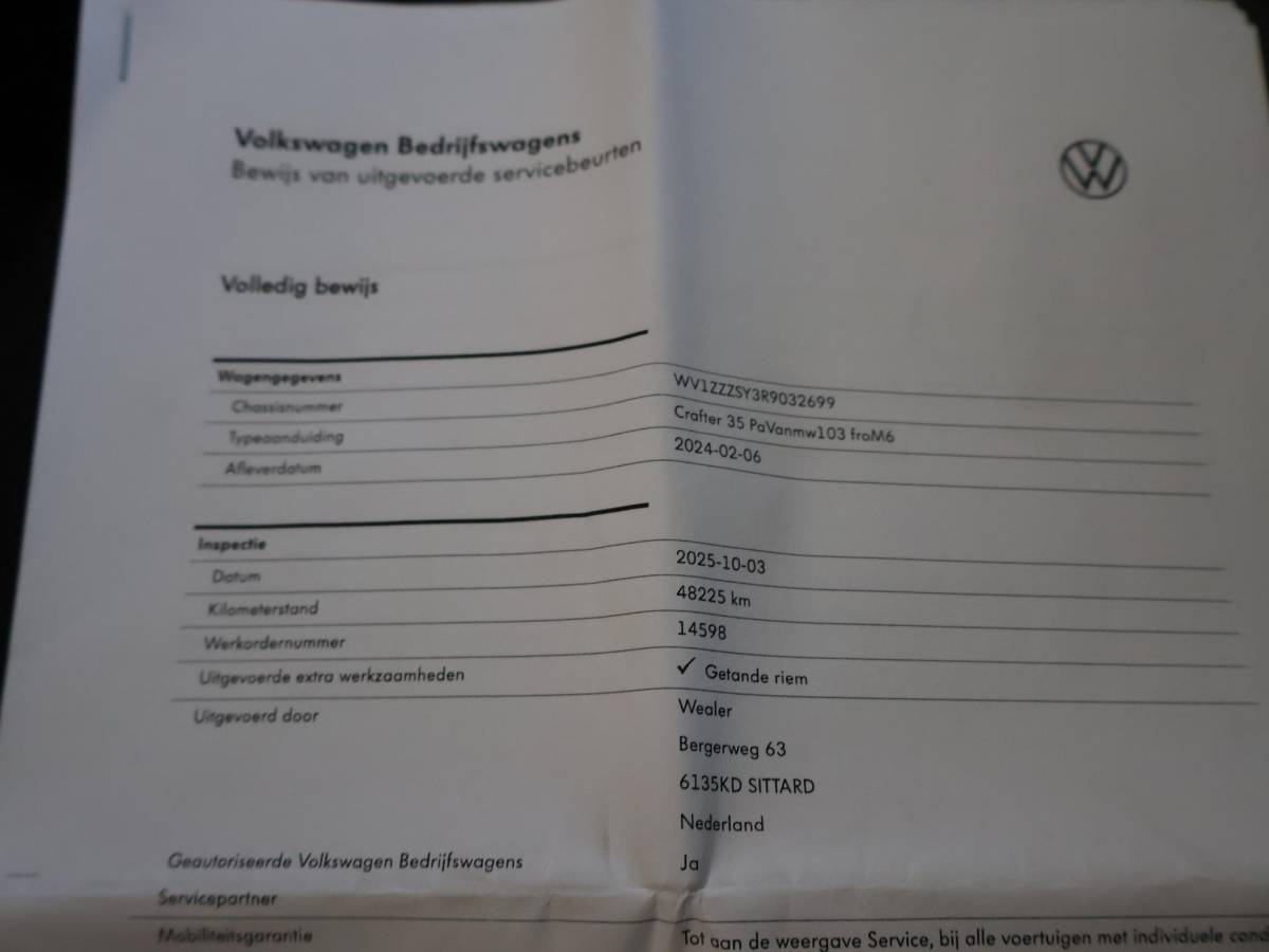 Volkswagen Crafter Volkswagen Crafter 35 2.0 TDI 140 PK L3H3 TWO-TONE + 3000 KG TREKHAAK | APPLE CARPLAY | CRUISE | SIDEBARS | NAVIGATIE