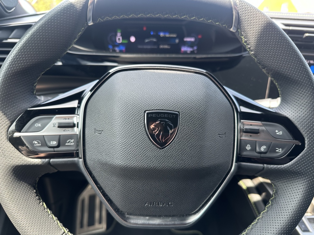 Peugeot 408 Peugeot 408 1.6 HYbrid 225 GT | Massage | Adaptieve Cruise | Elektrische Ach