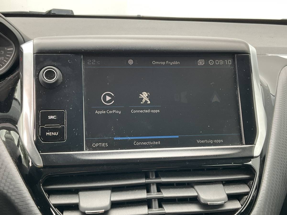 Peugeot 2008 Peugeot 2008 1.2 111pk Blue Lion Carplay Airco Cruise Hoge zit