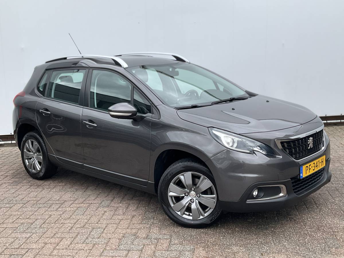 Peugeot 2008 Peugeot 2008 1.2 111pk Blue Lion Carplay Airco Cruise Hoge zit
