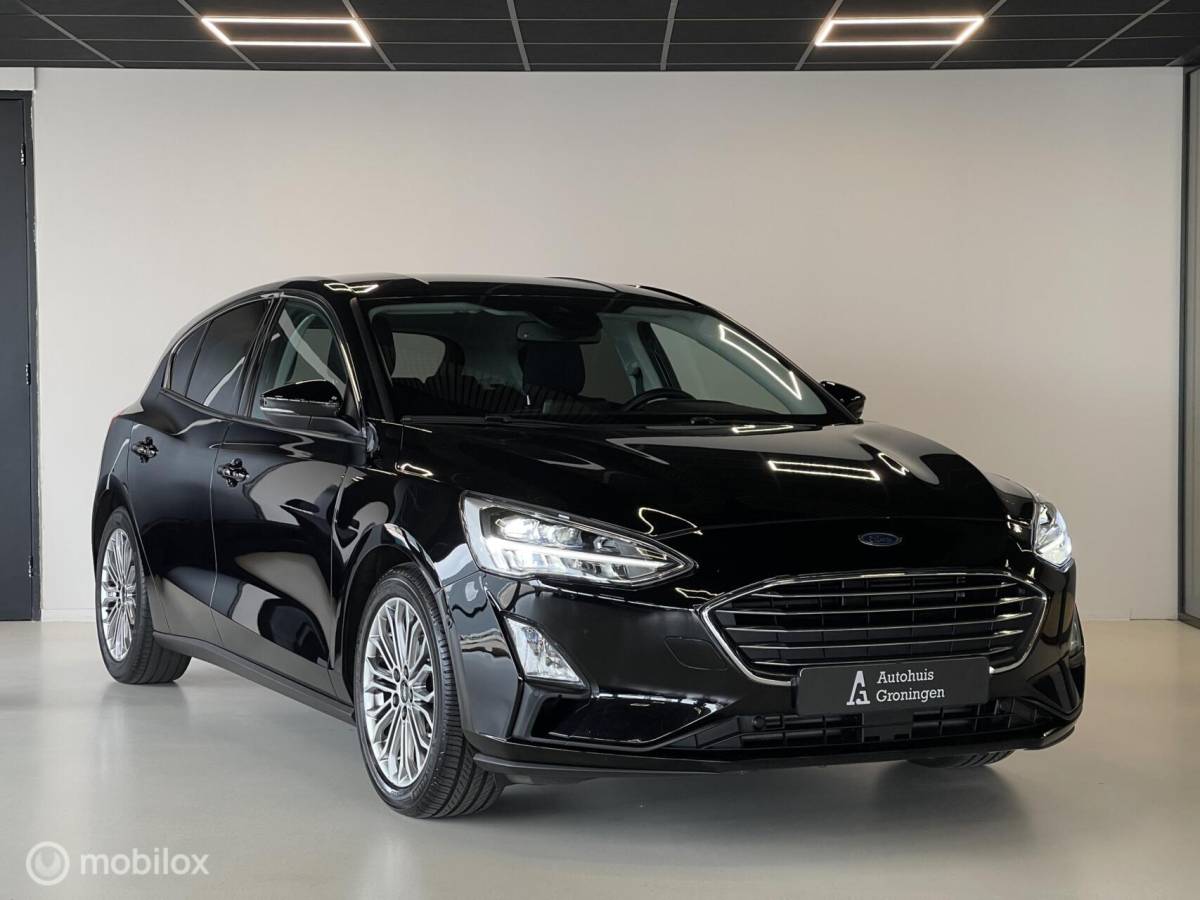 Ford Focus Ford Focus 1.0 EcoBoost Titanium Business | B&O | ACC | Trekhaak | Distributieriem Vervangen