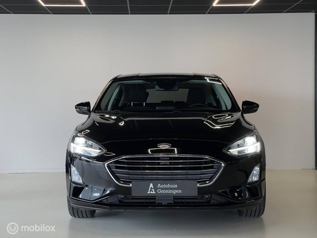 Ford Focus Ford Focus 1.0 EcoBoost Titanium Business | B&O | ACC | Trekhaak | Distributieriem Vervangen