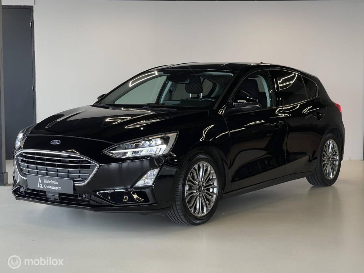 Ford Focus Ford Focus 1.0 EcoBoost Titanium Business | B&O | ACC | Trekhaak | Distributieriem Vervangen