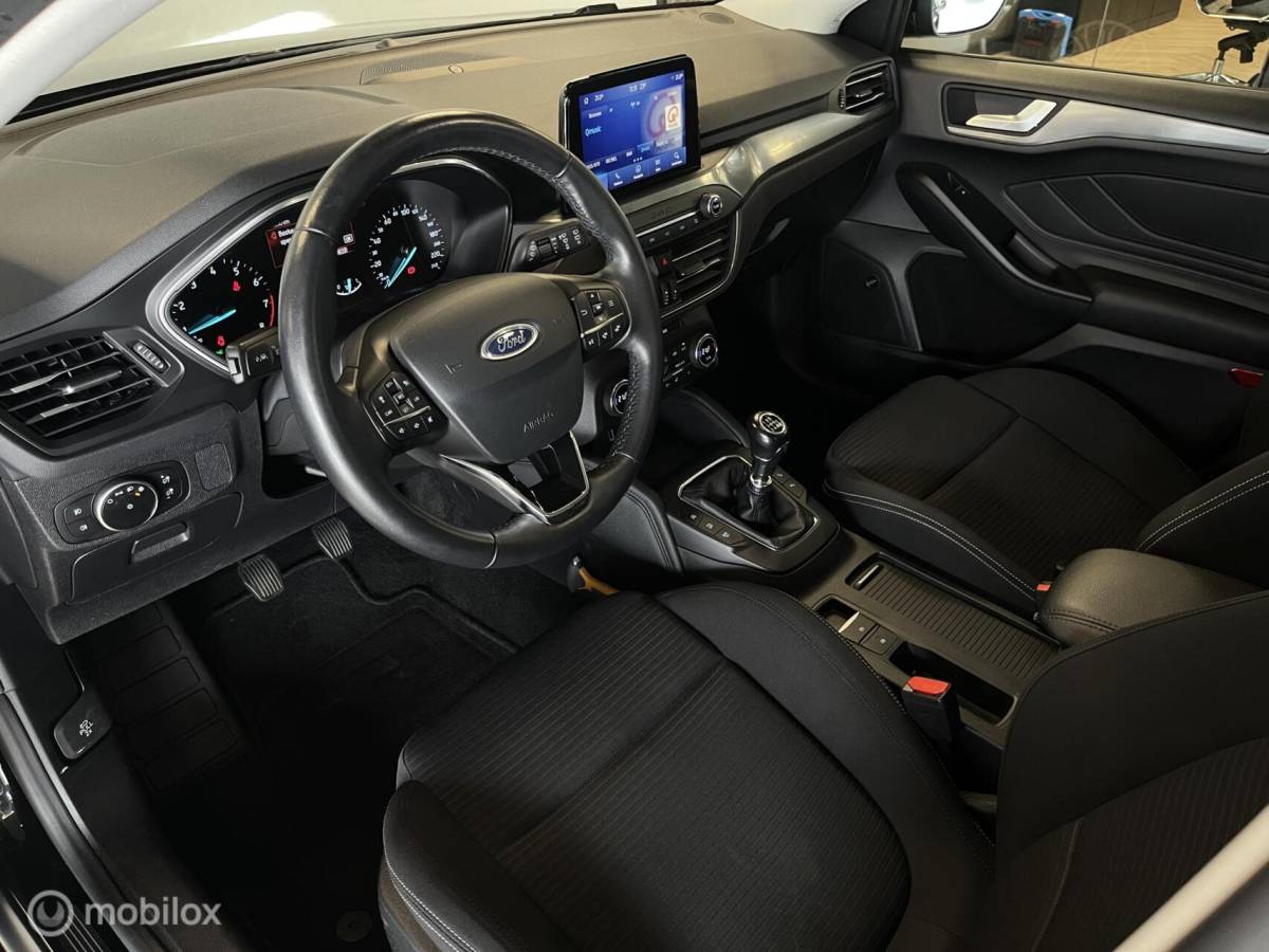 Ford Focus Ford Focus 1.0 EcoBoost Titanium Business | B&O | ACC | Trekhaak | Distributieriem Vervangen
