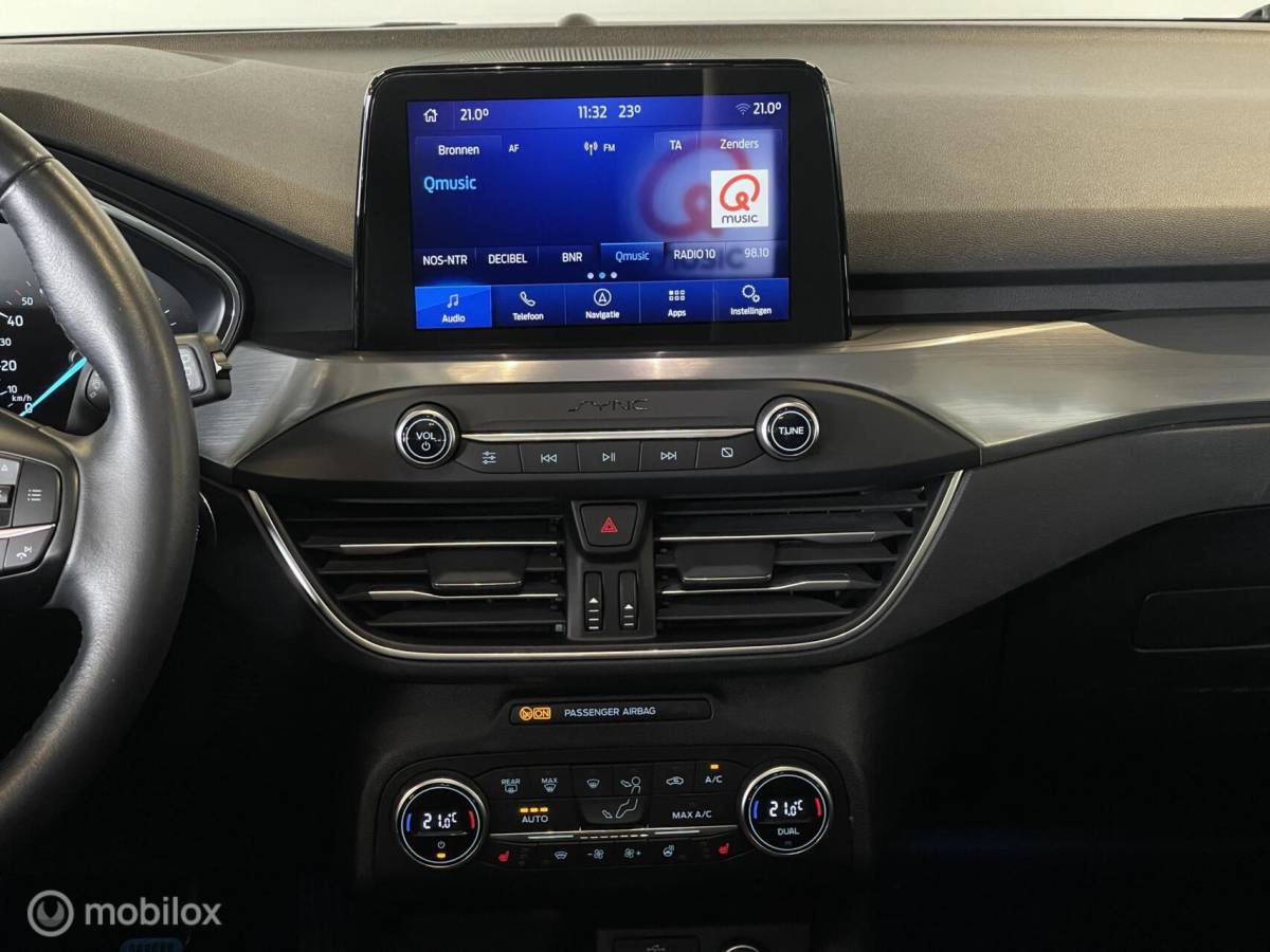 Ford Focus Ford Focus 1.0 EcoBoost Titanium Business | B&O | ACC | Trekhaak | Distributieriem Vervangen