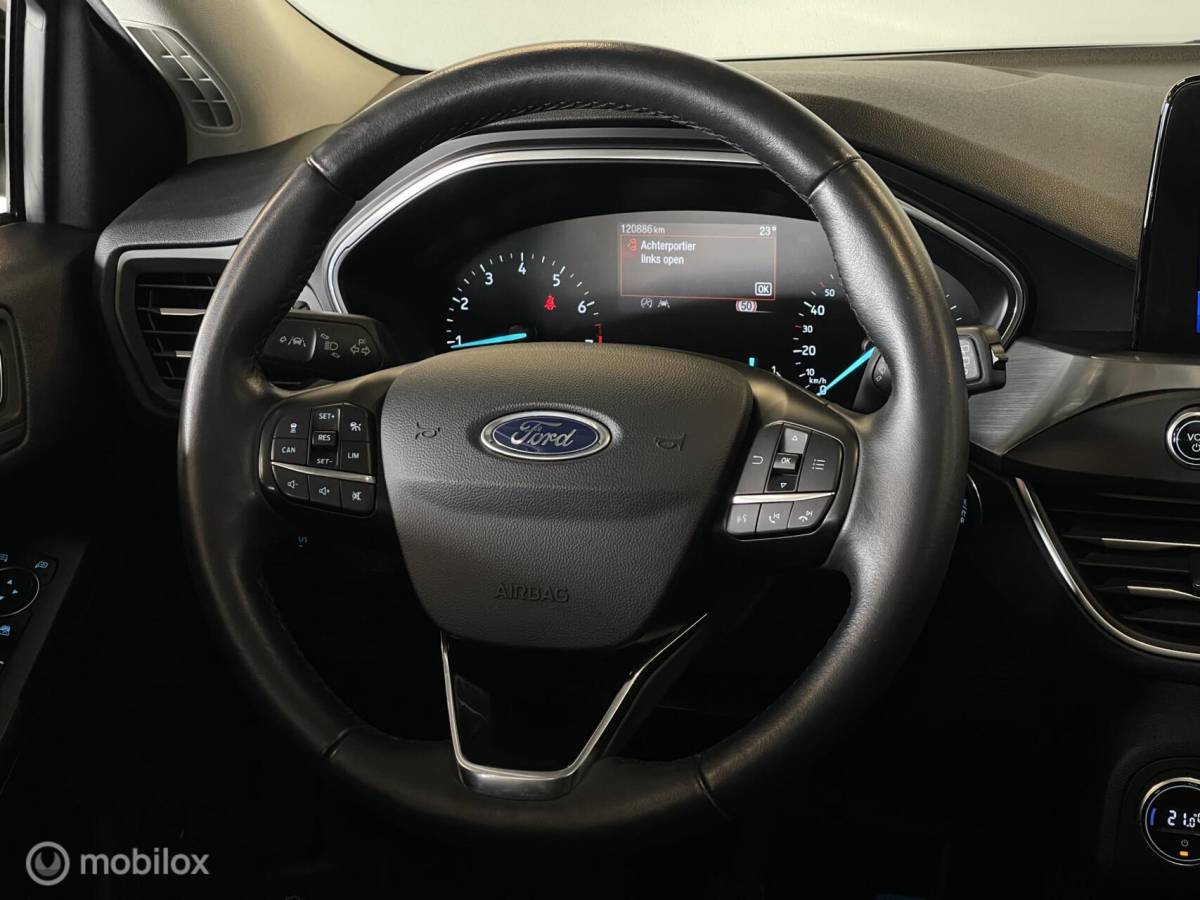 Ford Focus Ford Focus 1.0 EcoBoost Titanium Business | B&O | ACC | Trekhaak | Distributieriem Vervangen