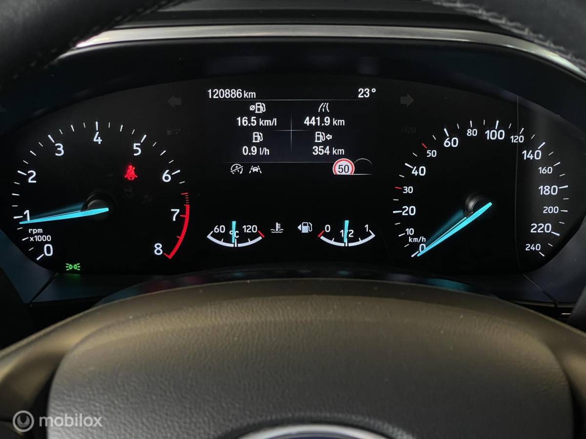 Ford Focus Ford Focus 1.0 EcoBoost Titanium Business | B&O | ACC | Trekhaak | Distributieriem Vervangen