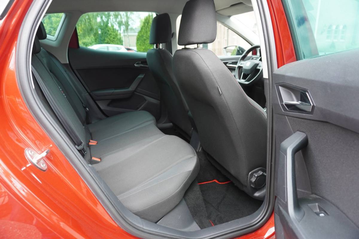 SEAT Ibiza Seat Ibiza 1.0 TSI FR Business Intense CarPlay Cruis Pdc Trekhaak