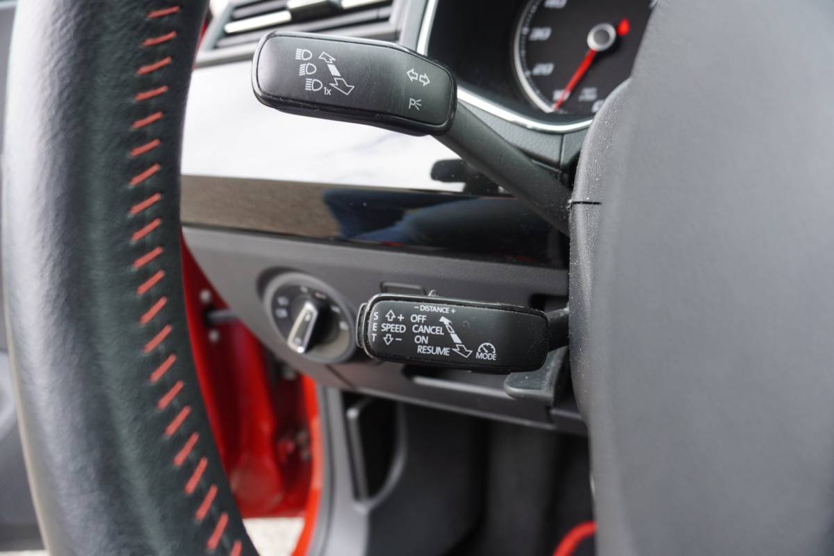 SEAT Ibiza Seat Ibiza 1.0 TSI FR Business Intense CarPlay Cruis Pdc Trekhaak