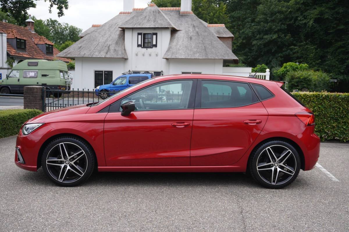 SEAT Ibiza Seat Ibiza 1.0 TSI FR Business Intense CarPlay Cruis Pdc Trekhaak