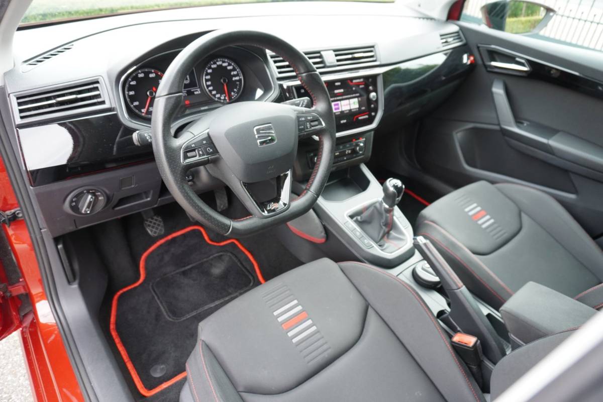 SEAT Ibiza Seat Ibiza 1.0 TSI FR Business Intense CarPlay Cruis Pdc Trekhaak