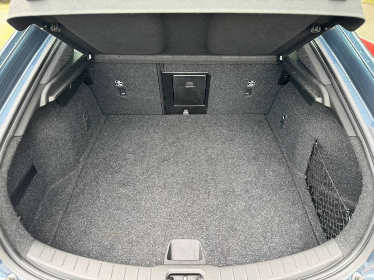 Polestar 2 Polestar 2 Standard Range Single Motor 64 kWh|SOH 95%|Snel laden|Stoelverw|