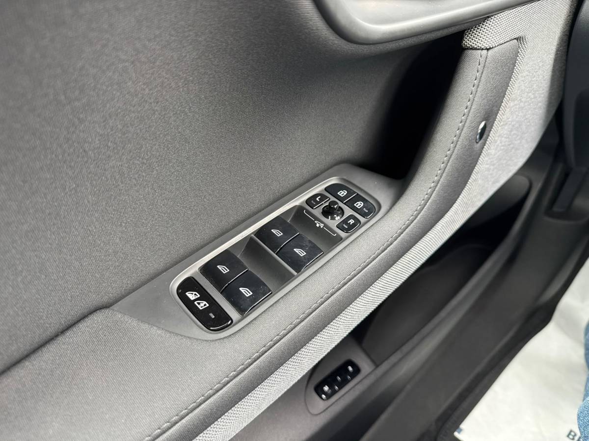 Polestar 2 Polestar 2 Standard Range Single Motor 64 kWh|Snel laden|Stoelverw|