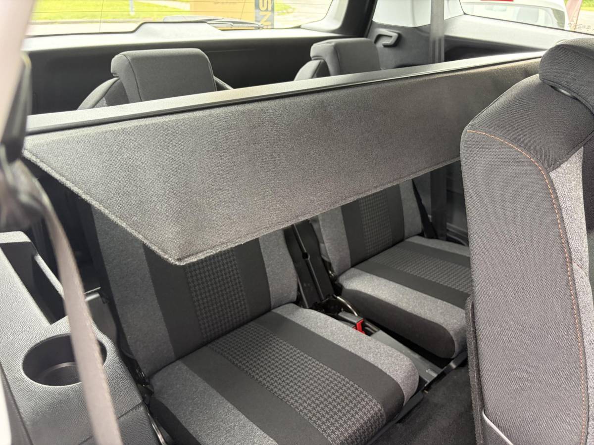 Peugeot 5008 Peugeot 5008 1.2 PureTech Active 1e Eigenaar,D-riem 12-2023,Trekhaak,7 Persoons,6 Bak,Carplay,Clima,Cruise,131pk,Pdc,Dealer Onderhouden,N.A.P,Apk tot 05-2027