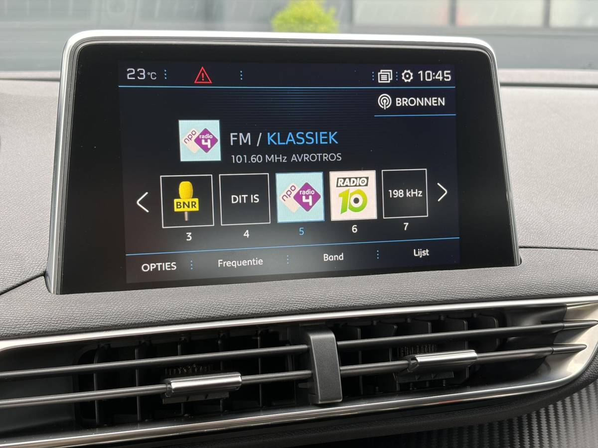Peugeot 5008 Peugeot 5008 1.2 PureTech Active 1e Eigenaar,D-riem 12-2023,Trekhaak,7 Persoons,6 Bak,Carplay,Clima,Cruise,131pk,Pdc,Dealer Onderhouden,N.A.P,Apk tot 05-2027