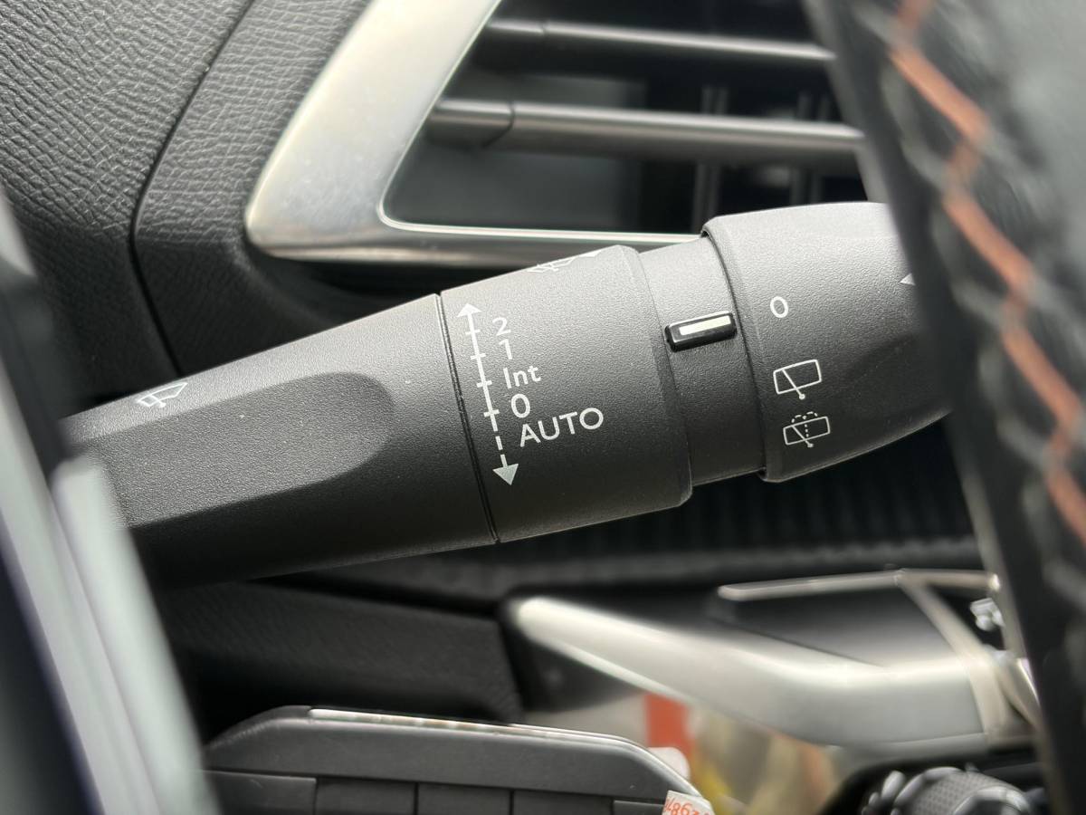 Peugeot 5008 Peugeot 5008 1.2 PureTech Active 1e Eigenaar,D-riem 12-2023,Trekhaak,7 Persoons,6 Bak,Carplay,Clima,Cruise,131pk,Pdc,Dealer Onderhouden,N.A.P,Apk tot 05-2027