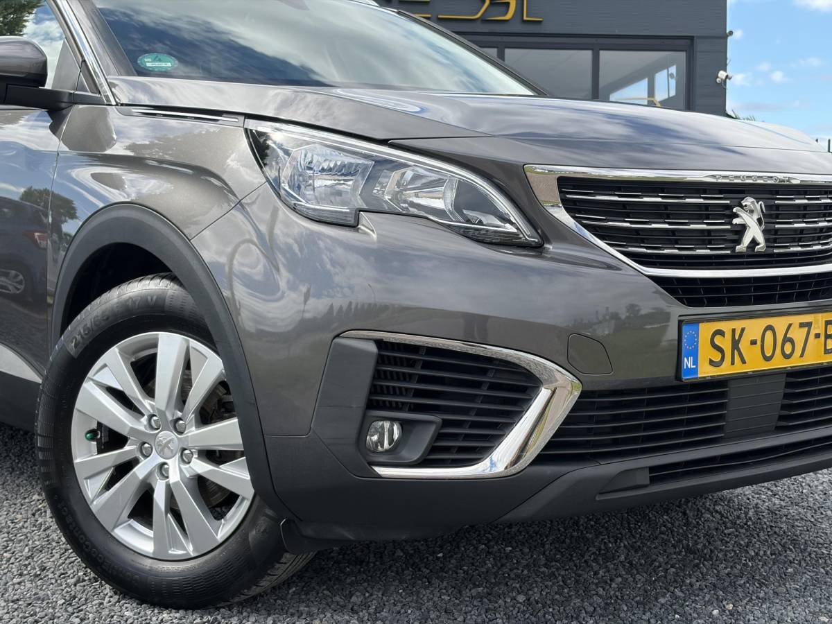 Peugeot 5008 Peugeot 5008 1.2 PureTech Active 1e Eigenaar,D-riem 12-2023,Trekhaak,7 Persoons,6 Bak,Carplay,Clima,Cruise,131pk,Pdc,Dealer Onderhouden,N.A.P,Apk tot 05-2027