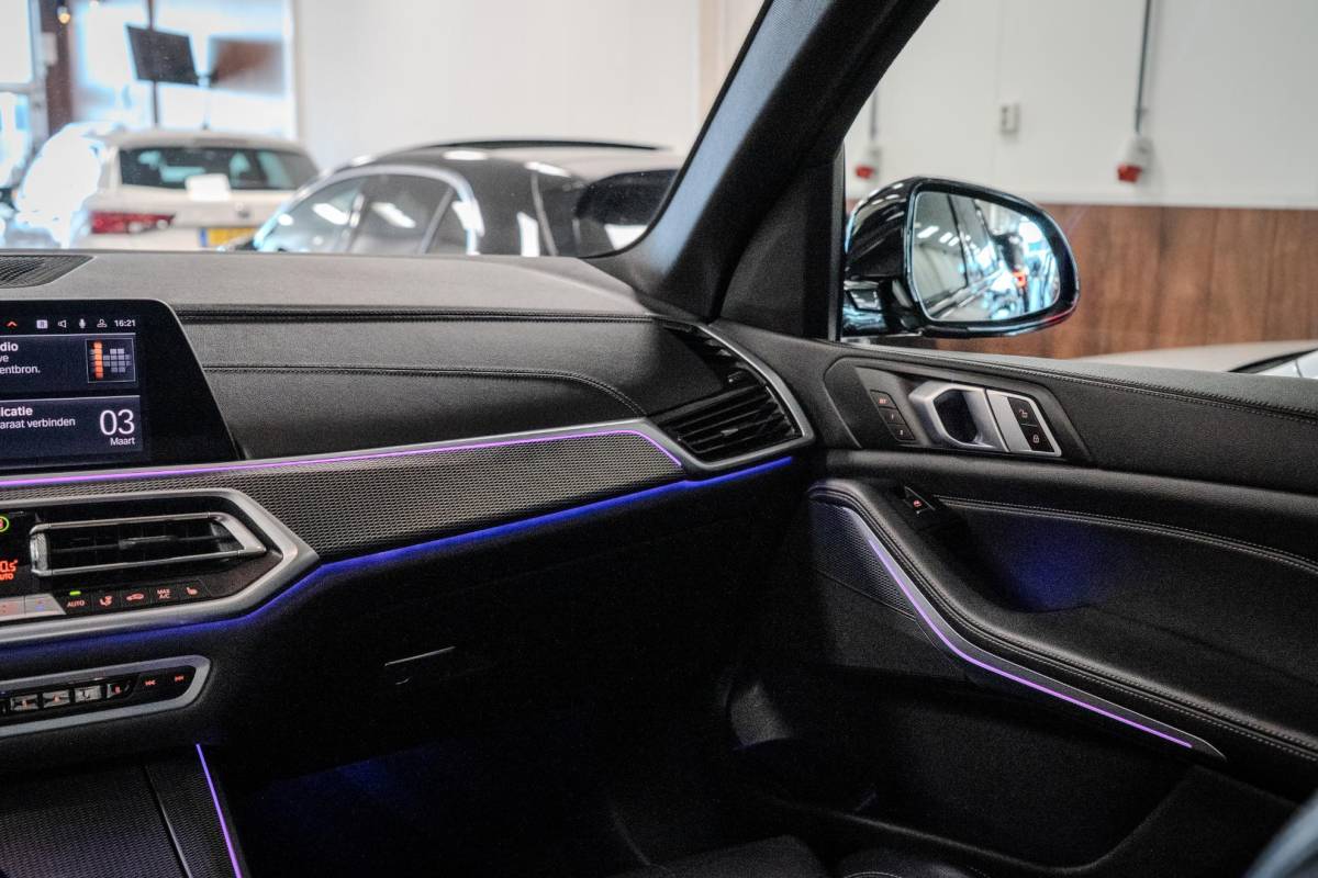 BMW X5 BMW X5 xDrive45e Executive M-Sport Laser|Pano|Memory|360º|Leder|Luchtvering