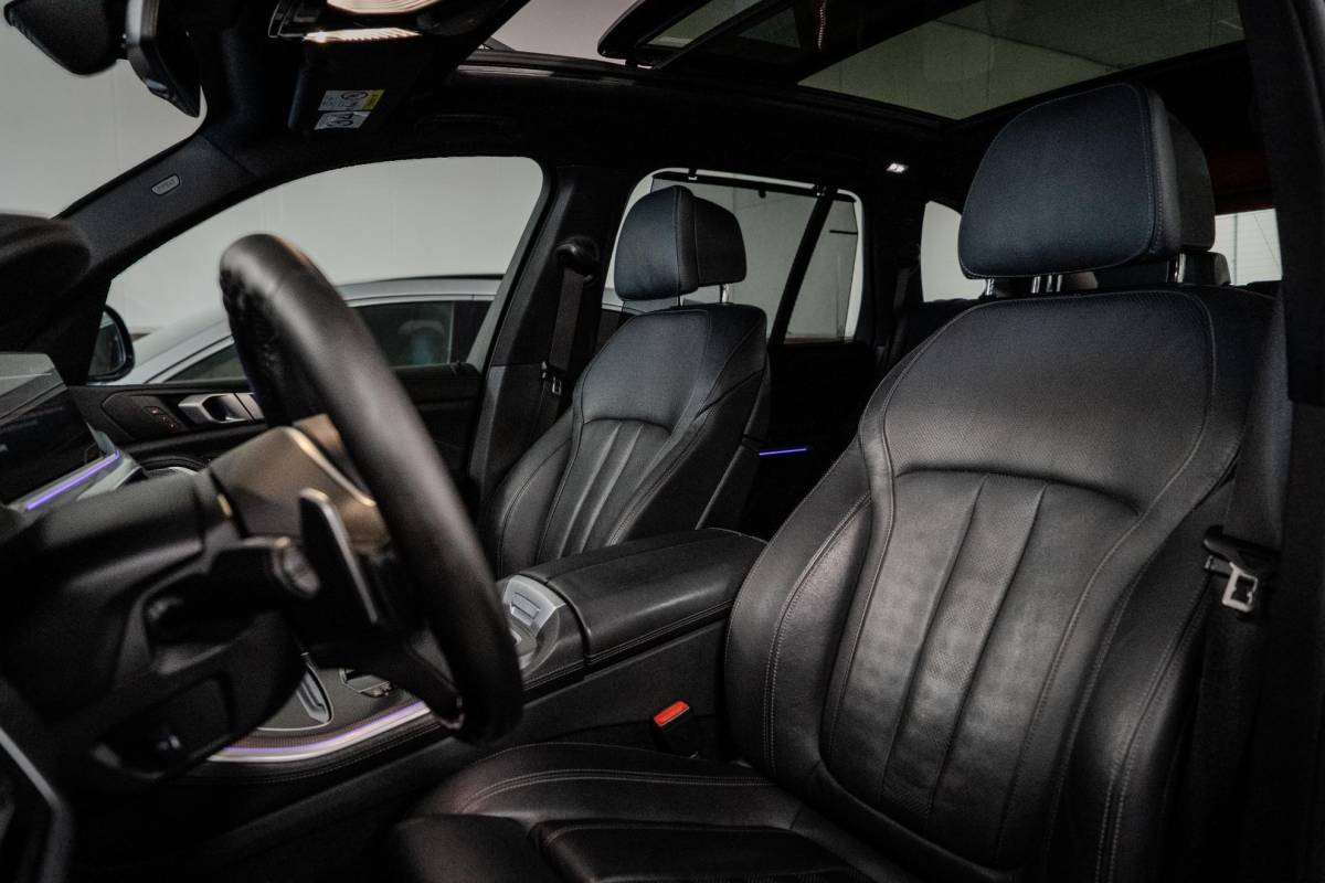BMW X5 BMW X5 xDrive45e Executive M-Sport Laser|Pano|Memory|360º|Leder|Luchtvering