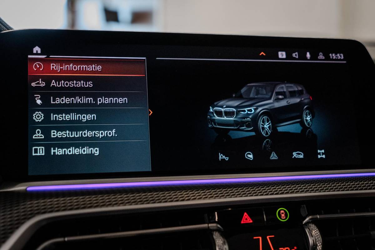 BMW X5 BMW X5 xDrive45e Executive M-Sport Laser|Pano|Memory|360º|Leder|Luchtvering